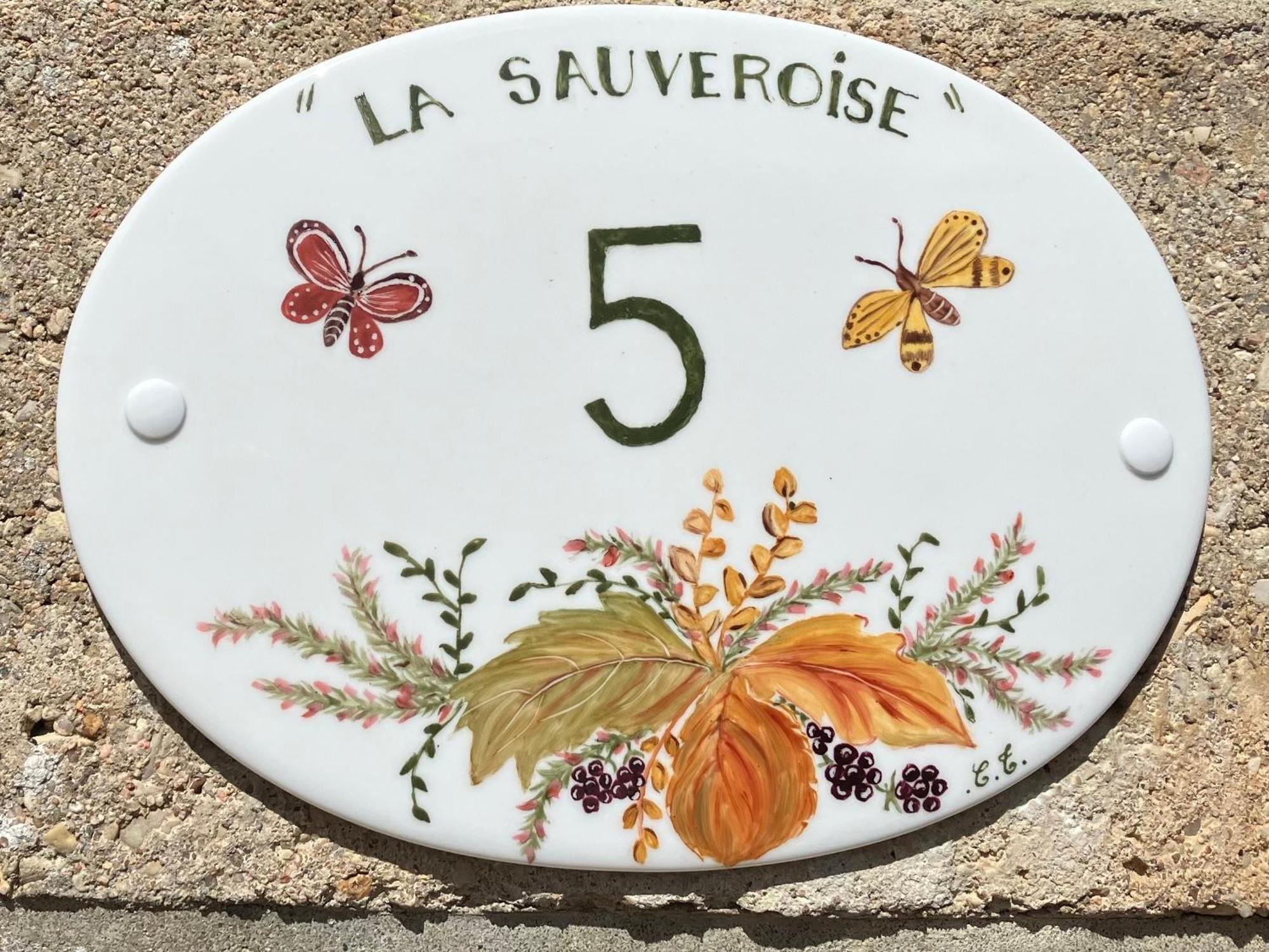 La Sauveroise Saint-Sauveur-en-Puisaye Exteriér fotografie